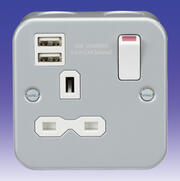 Knightsbridge Metalclad Sockets c/w Dual USB Charging Outlets product image 3