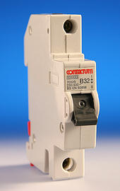 CM 7032B product image