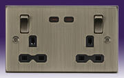 Knightsbridge - 13 Amp Switched Sockets - FastCharge USB - Antique Brass product image 2