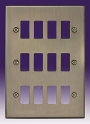 Knightsbridge - Grid Plates
Antique Brass product image 8