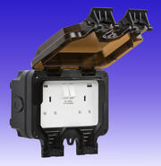 Knightsbridge Weatherproof 13A DP Switched Socket with USB A+C - IP66 product image