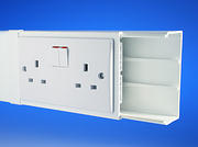 100mm x 50mm - Maxi PVC Trunking product image