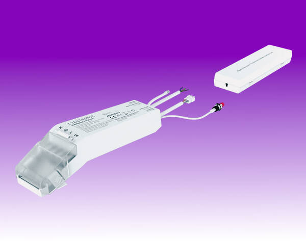 AU EM6EXST product image