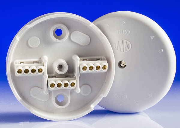 mk 30 amp junction box