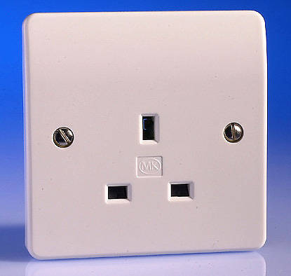 13 Amp 1 Gang Single Unswitched Socket 