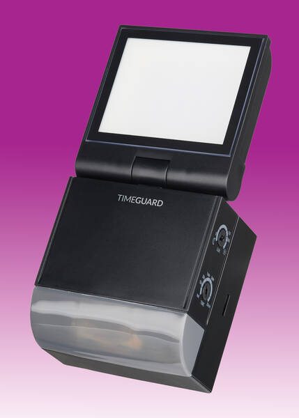 10w Evo LED Floodlight c w PIR Black Timeguard LED100PIRBE