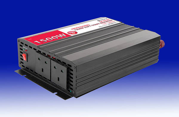 Veel vijand Assimileren Soft Start Compact Inverter 24v dc to 230v ac - 1500w | Skytronic  (652.009UK)