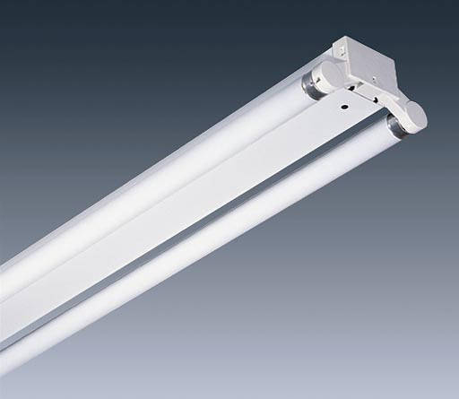 6Ft twin fluorescent light fittings