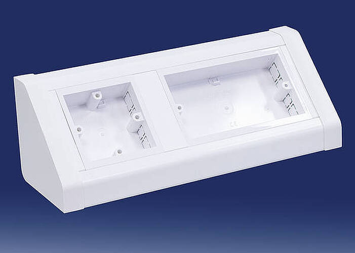 3 Gang 1 Gang 2 Gang Bench Trunking Box Univolt BT 1 2G 