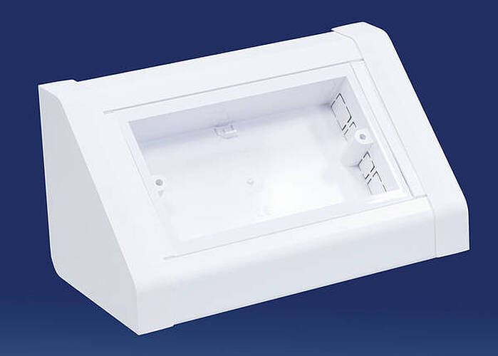 2 Gang Bench Trunking Box Univolt BT 2G 